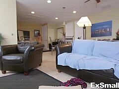 Mia Scarlett fucks the delivery guy 😏