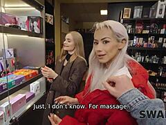 Fibi Euro说，看我们三明治操