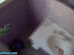 lick that chubby lezzie