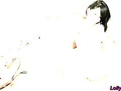 我看到小巧18+棕发女孩lexie用玩具