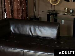 Spinner Teen Riley Reid Gives Slippery Nuru Massage!