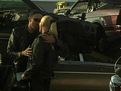 Coffee brown takes cracker dick in her pussy