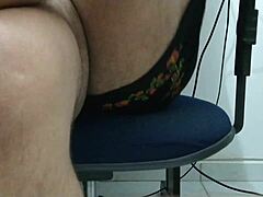 sexy crossed legs - leave your comment and i'll post more videos