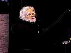 Belinha Baracho Provokes in Swingers House!