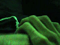 Quick solo handjob with music in the background