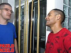 宅男走错厕所邂逅性感拉丁内衣辣妹