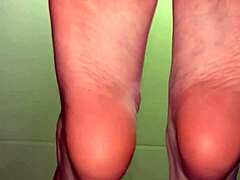 Hey, why not show me those pretty feet and toes in socks for some quick cash?