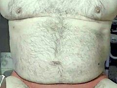 埃兹索萨床上露奶骚浪自拍5月30日