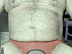 埃兹索萨床上露奶骚浪自拍5月30日