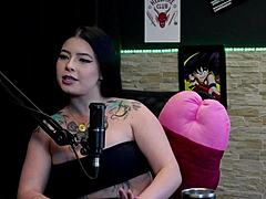 in this narrative, brazilian blonde kalyca shares her skin fetish and blowjob skills in casting interview. she records with 24cm pau, enjoys two men experiences, likes small thick ones on sheer red.