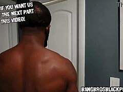 嘿想象被男友撞见吸继爸巨屌