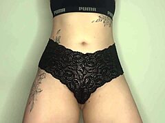 印度拉丁妹紧逼勒痕内裤自制POV诱惑