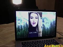 Kinky slut masturbating with gaping assfucking fetish in high definition