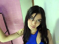 美女同学跪求帮忙前更衣室被狂操