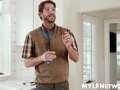 naughty lindsey lakes and venus valencia seduce a handsome guy into a threesome