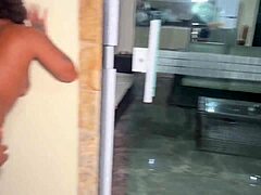 卡博弗里奥荡妇之家夫妻交换狂干！