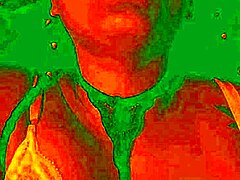 哥伦比亚辣妹Bluee自然大奶狂晃 被狂舔骚穴爽翻天