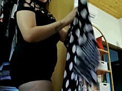 Italian girl farts all over your pretty face so smell them all!