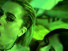 Charly Summer和Jill Kassidy娇小三人行深喉舔屄