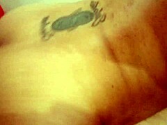 Me lleva al hotel y me hace venir mientras me da por el culo, video completo en red with amateur latina milf in anal creampie.