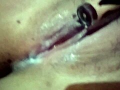 Britt手指狂操大屁股