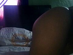 Me masturbo mientras el viejo de mi padrastro me mira y se toca la polla - wanna watch my big ass spread in this taboo pov?