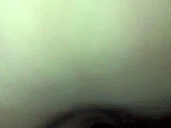 瘦小奶18岁骚货爱车震户外野战！业余情侣猛干