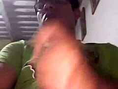 hey i'm doing this rica paja in my sala with amateur teen cumshot fun