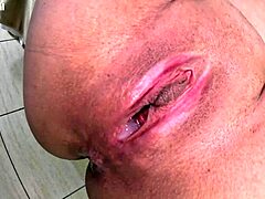 Young pregnant girl tries her first anal in pov view - suelen fofa