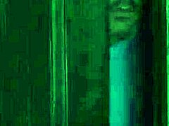 为啥继爹传教士位这么狠干继女闺蜜？