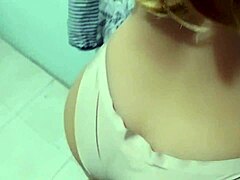 la esposa de mi padrastro hints at her curvy latina ass in homemade sessions when he's away