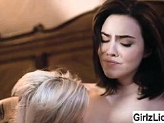 Lesbian teen 18+ in threesome licking milf stepmom pussy with orgasmic muff diving