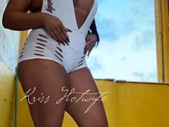 naughty gym wife flashes big pussy cameltoe shorts to friend outdoors!