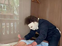 蒙面金发邻居Blondie Fesser油大屁股猛干