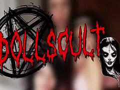 Sissi户外公开挑逗吸屌