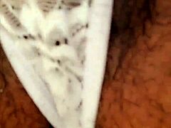 熟拉丁MILF户外舔毛逼玩具肛玩