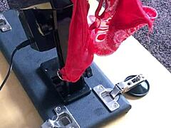 smooth operator charms amateur housewife in homemade scene 😏🏠