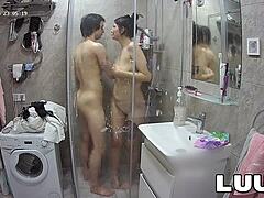 Luuv Webcam Couple Homemade Steamy Shower Thrill