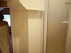 骚货Sara Bell健身房操穴狂欢！💦🏋️