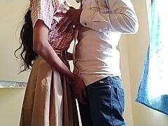 Indian desi college girl viral mms tight pussy fucked hard!