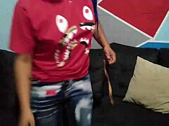 公司挑战赢大屁股妓女 汗湿狂干一夜