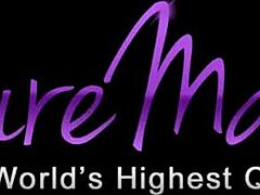 Jiu jitsu cougar MILF pins student, slurps his fat cock with her wet shaved pussy teasing