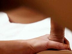 Teen homemade blowjob swallows cum in mouth 💦😍