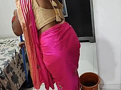 Bhabhi fucks boyfriend licks shaved pussy