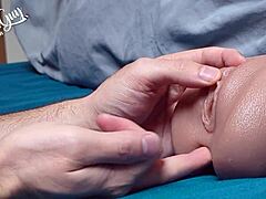 mec français fourre sa langue dans ton cul... des pinces sur ta chatte et insultes!