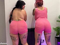 Whoa huge boobs jumping tits belly ass shaking!