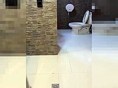 check out this huge ass stepmom getting raw fucked in the shower