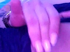 oiling my big latina ass yoga flex 😍💦