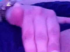 oiling my big latina ass yoga flex 😍💦