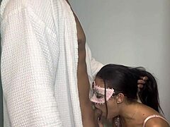 comi a casada por todo canto do banheiro creampie gagging!